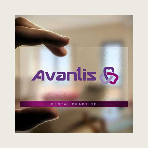 Разработка логотипа для стоматологической клиники «Avantis».